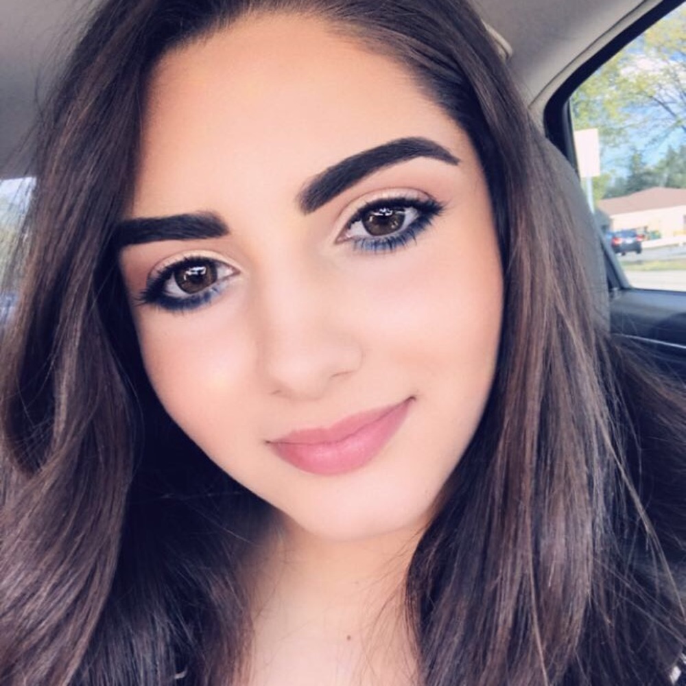 Meet your Posher, Janan